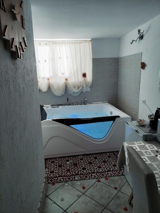 26 Suite Home Остуни Экстерьер фото
