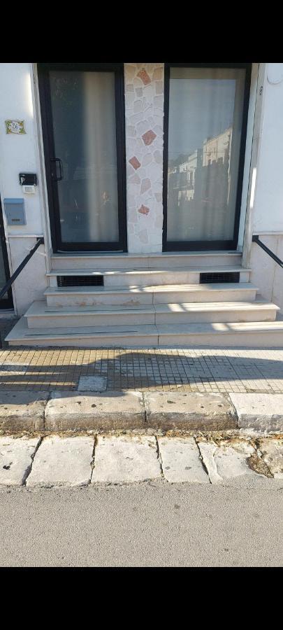 26 Suite Home Остуни Экстерьер фото