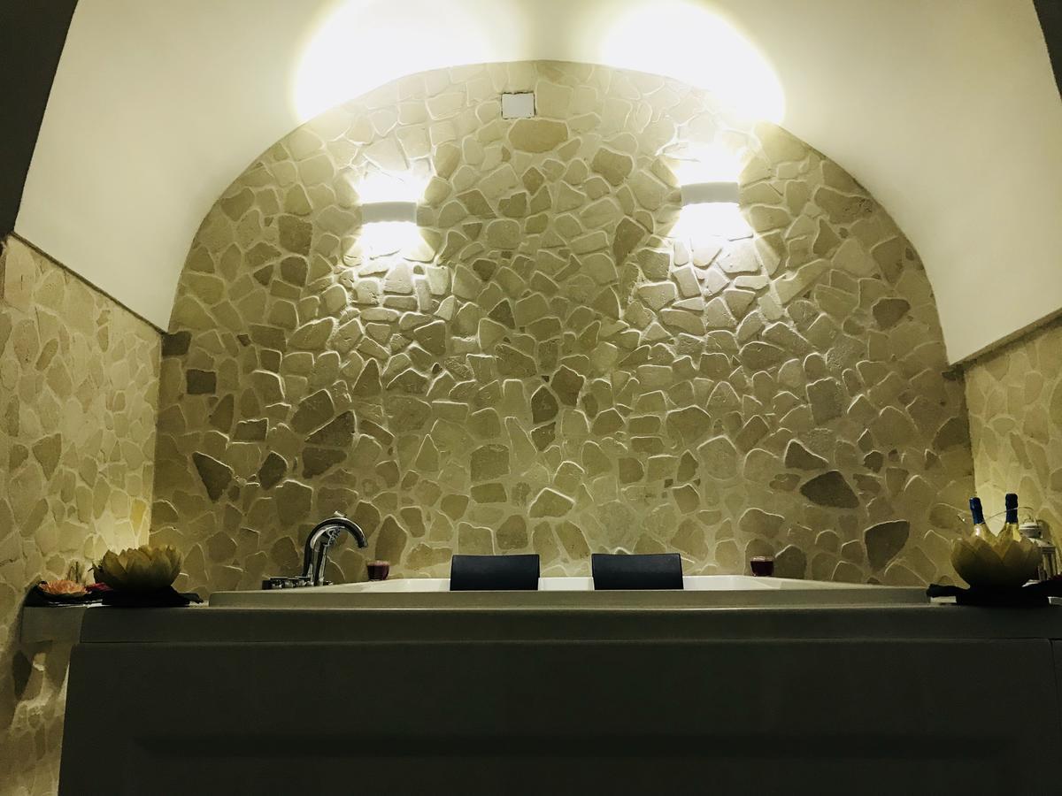26 Suite Home Остуни Экстерьер фото